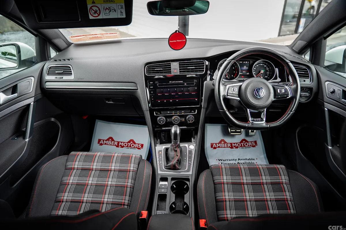 Volkswagen Golf Hatchback, Petrol, 2019, White