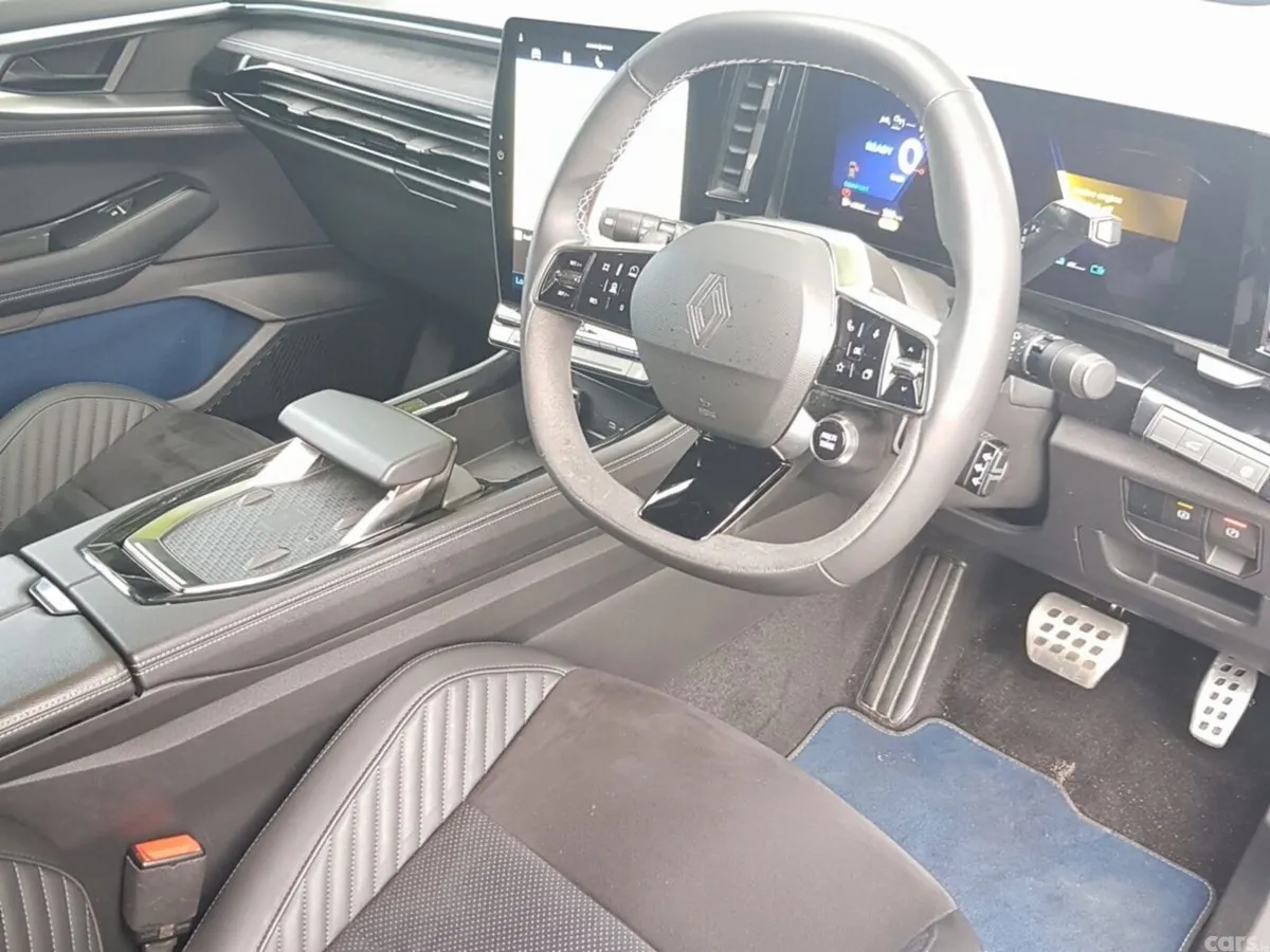 Renault Rafale SUV, Petrol Hybrid, 2025, Grey