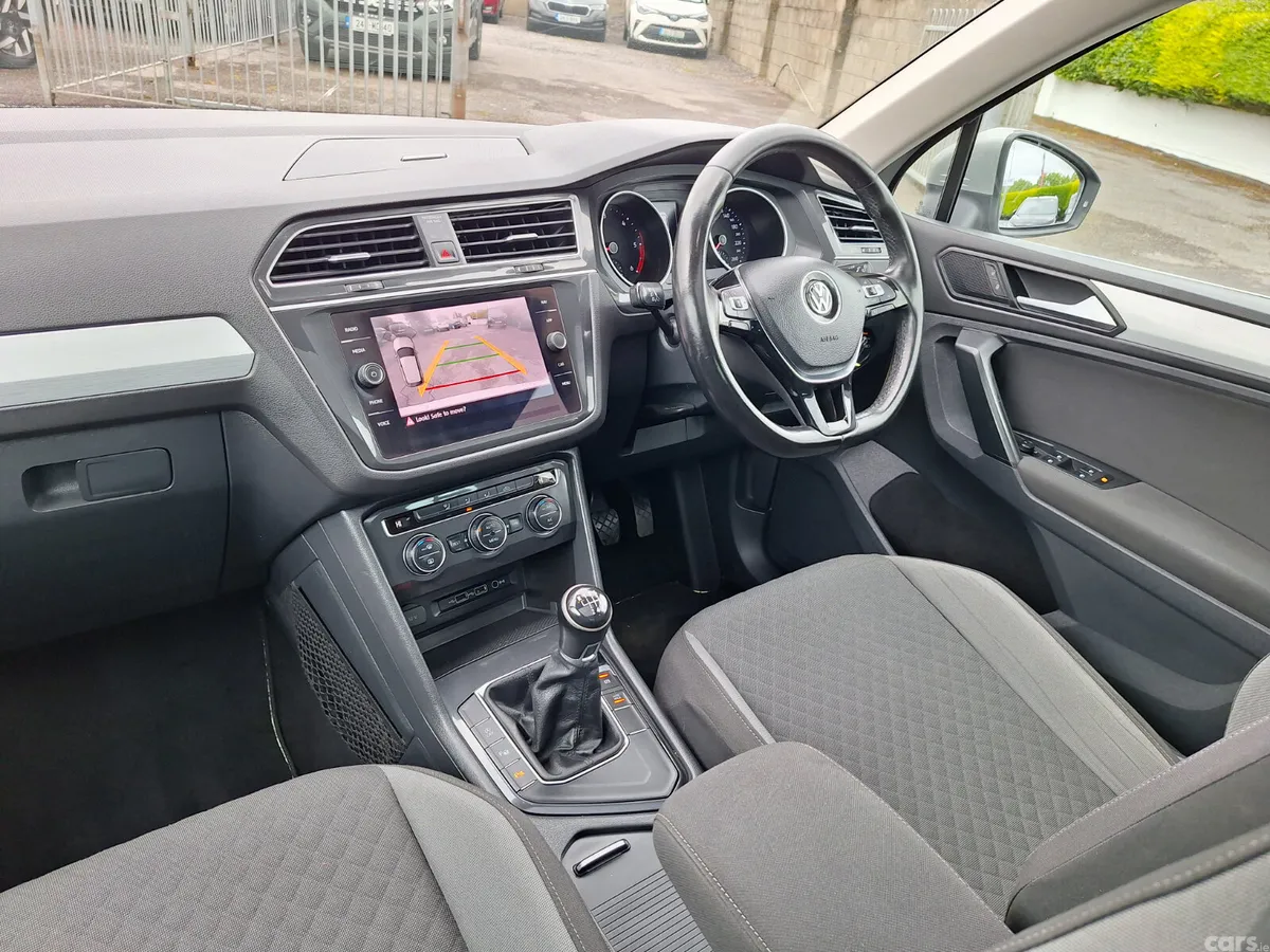 Volkswagen Tiguan SUV, Diesel, 2019, Grey