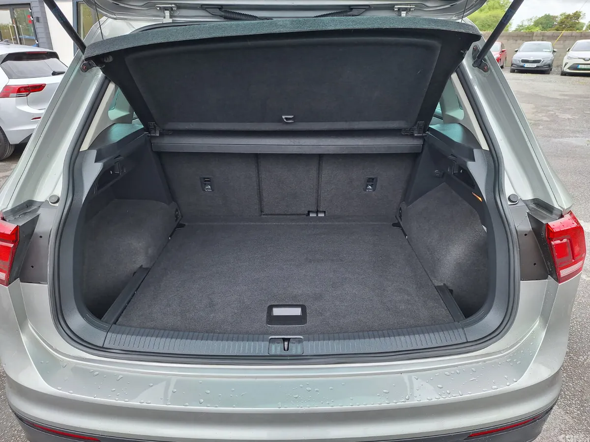 Volkswagen Tiguan SUV, Diesel, 2019, Grey