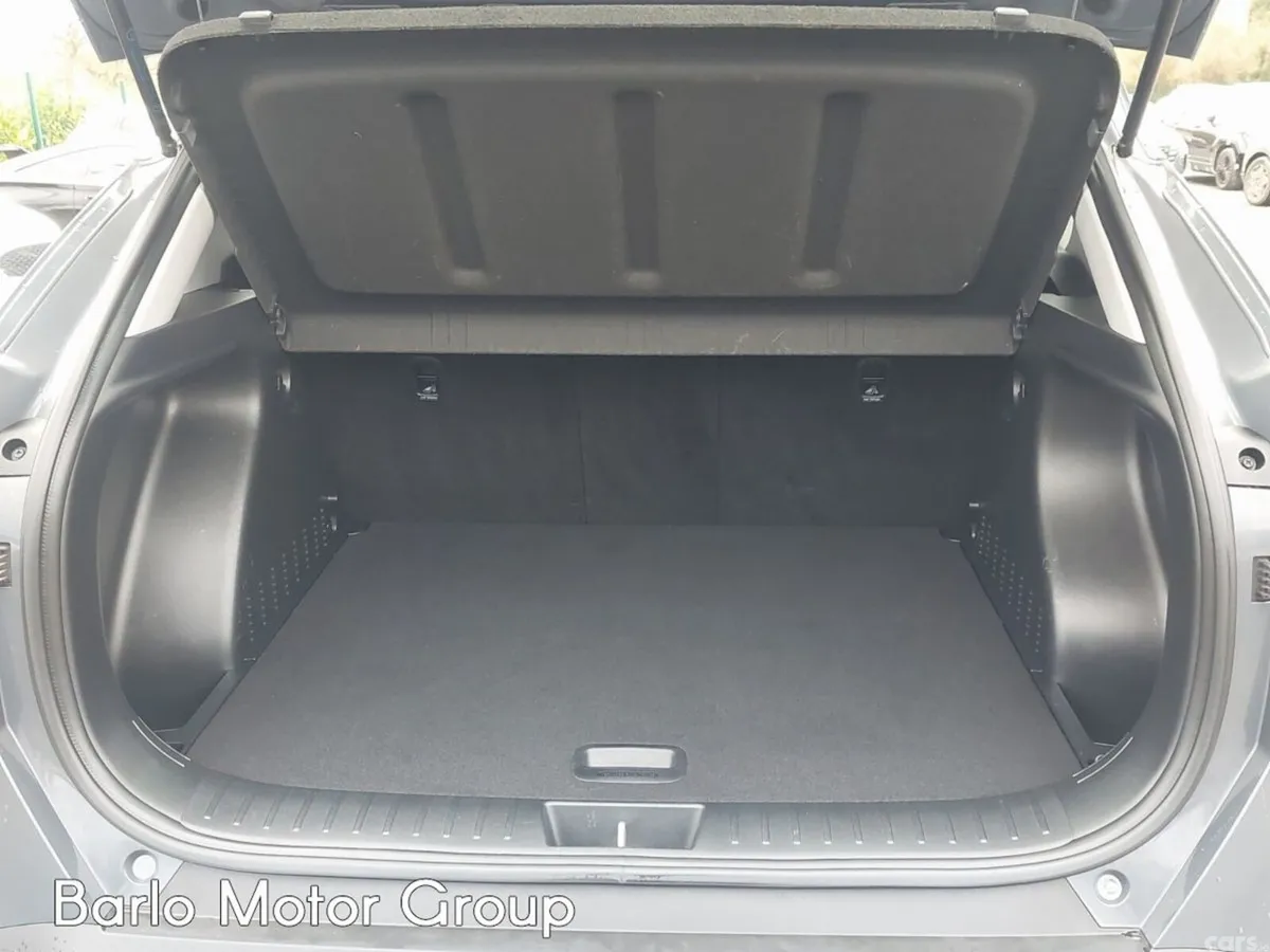 Hyundai KONA MPV, Petrol, 2024, Grey