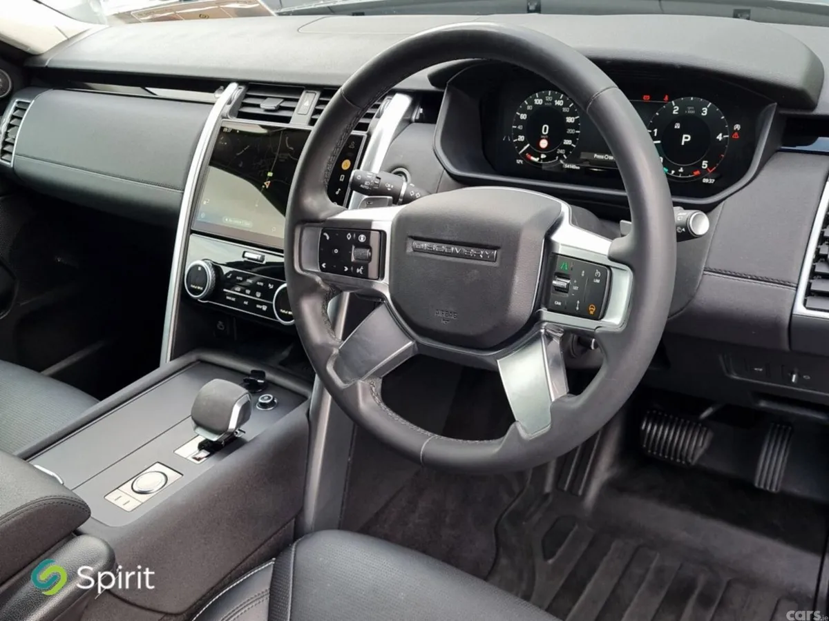 Land Rover Discovery SUV, Diesel, 2024, Grey