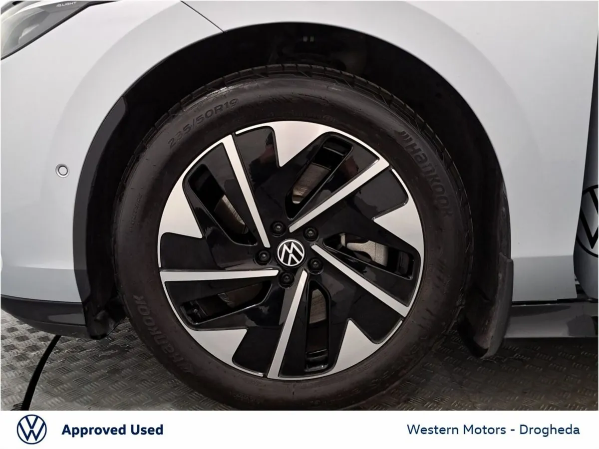 Volkswagen ID.7 Estate, Electric, 2026, Silver