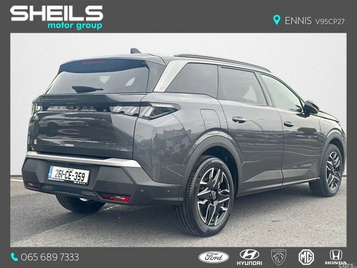 Peugeot 5008 MPV, Petrol, 2026, Grey