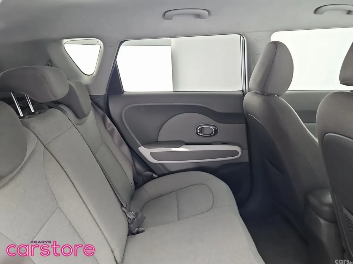 Kia Soul Hatchback, Electric, 2019, Silver