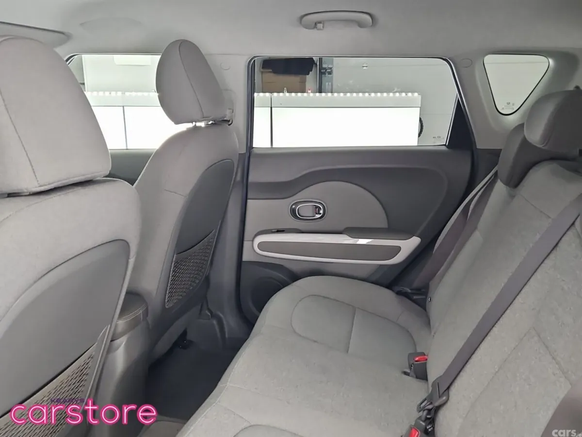 Kia Soul Hatchback, Electric, 2019, Silver