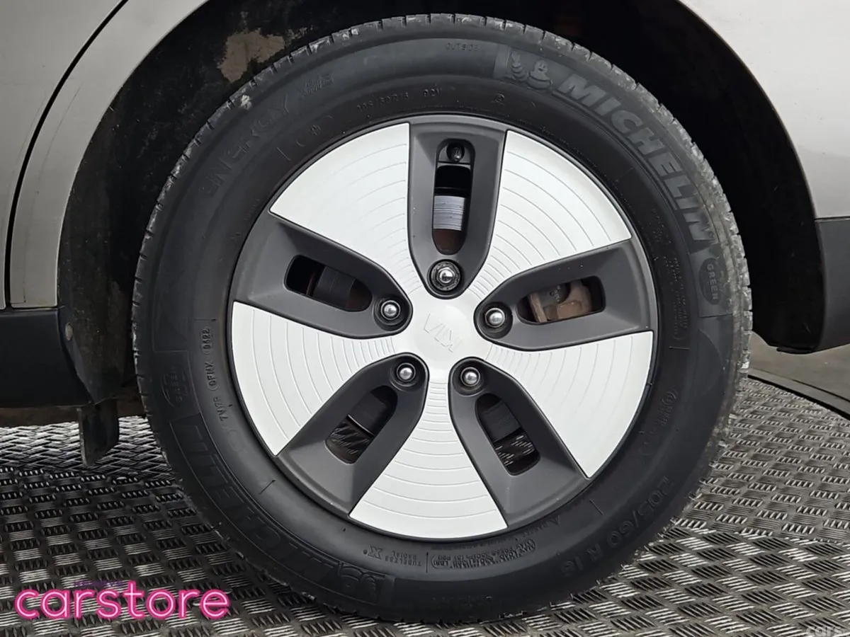 Kia Soul Hatchback, Electric, 2019, Silver