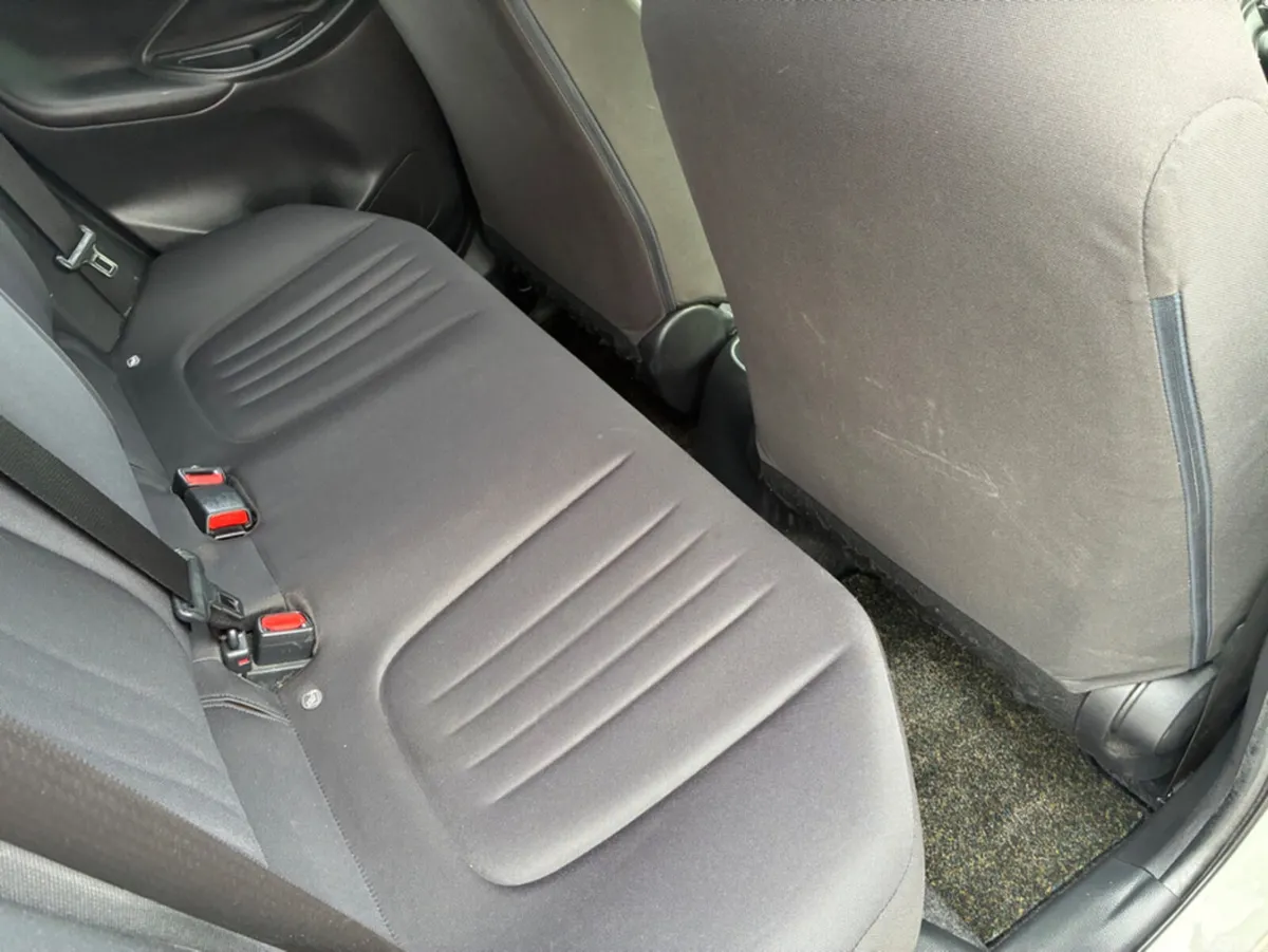 Toyota Yaris Hatchback, Petrol, 2021, White