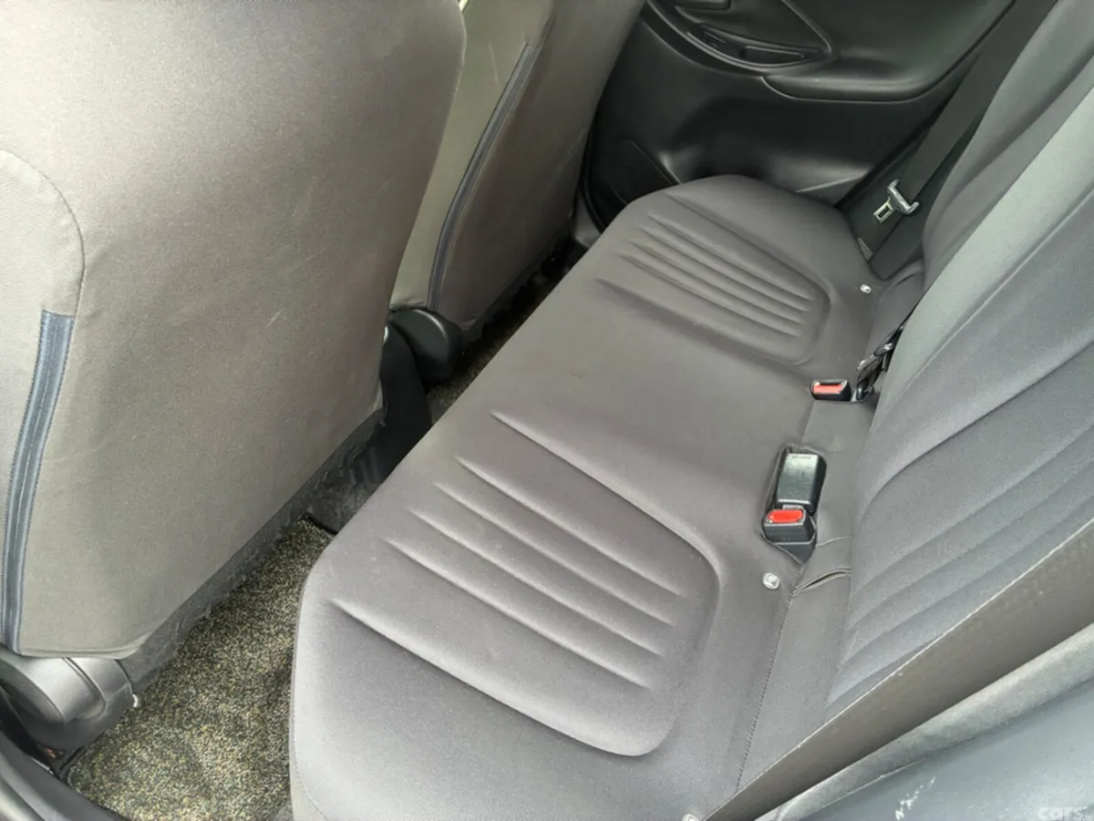 Toyota Yaris Hatchback, Petrol, 2021, White