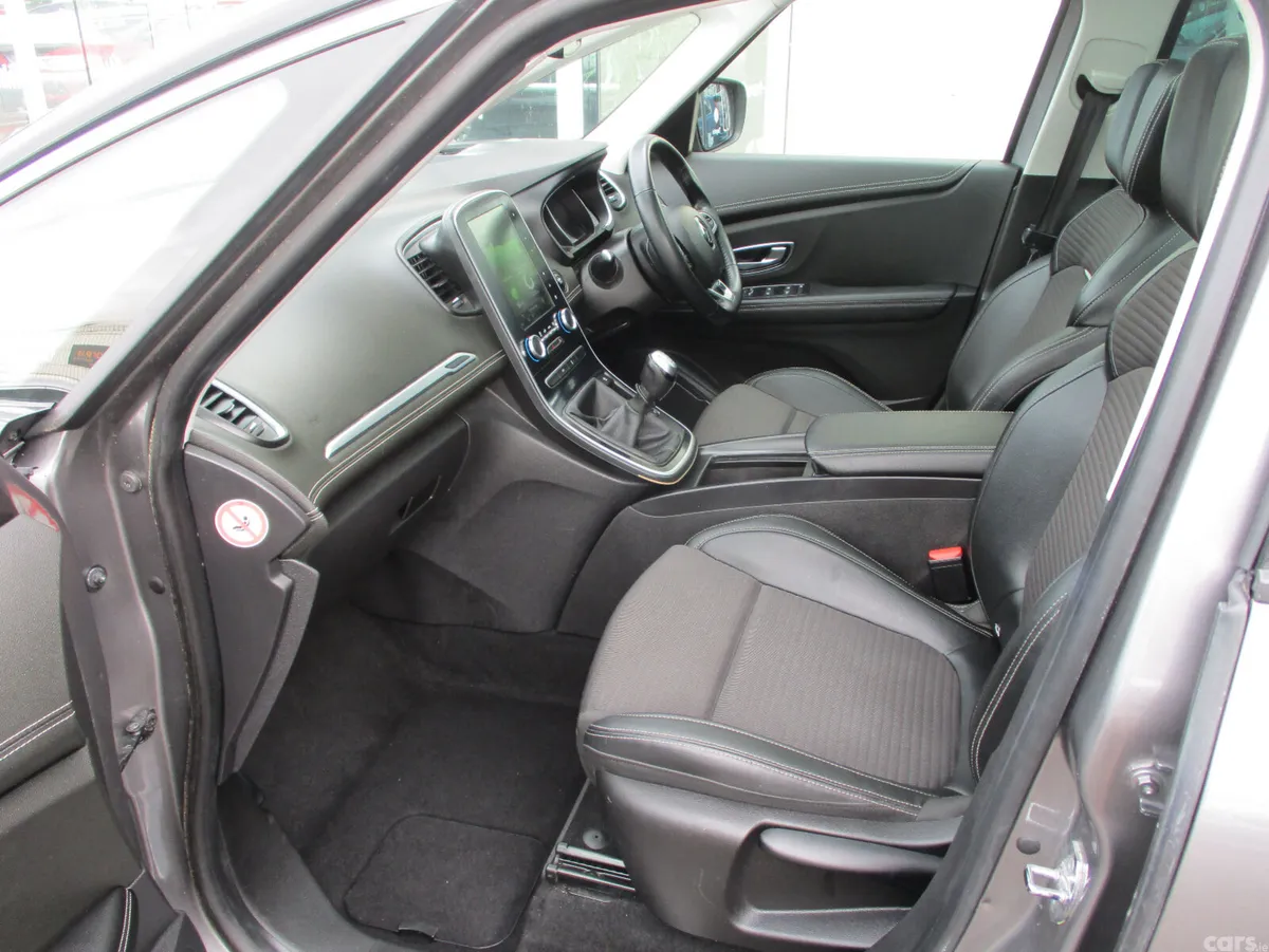 Renault Scenic MPV, Diesel, 2017, Grey