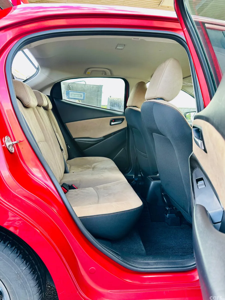 Mazda Mazda2 Hatchback, Petrol, 2017, Red