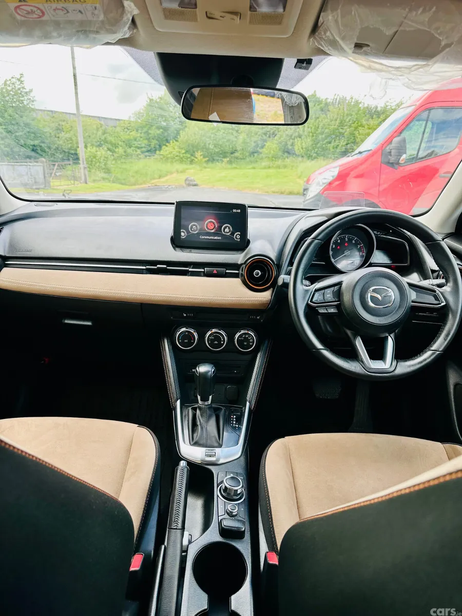 Mazda Mazda2 Hatchback, Petrol, 2017, Red