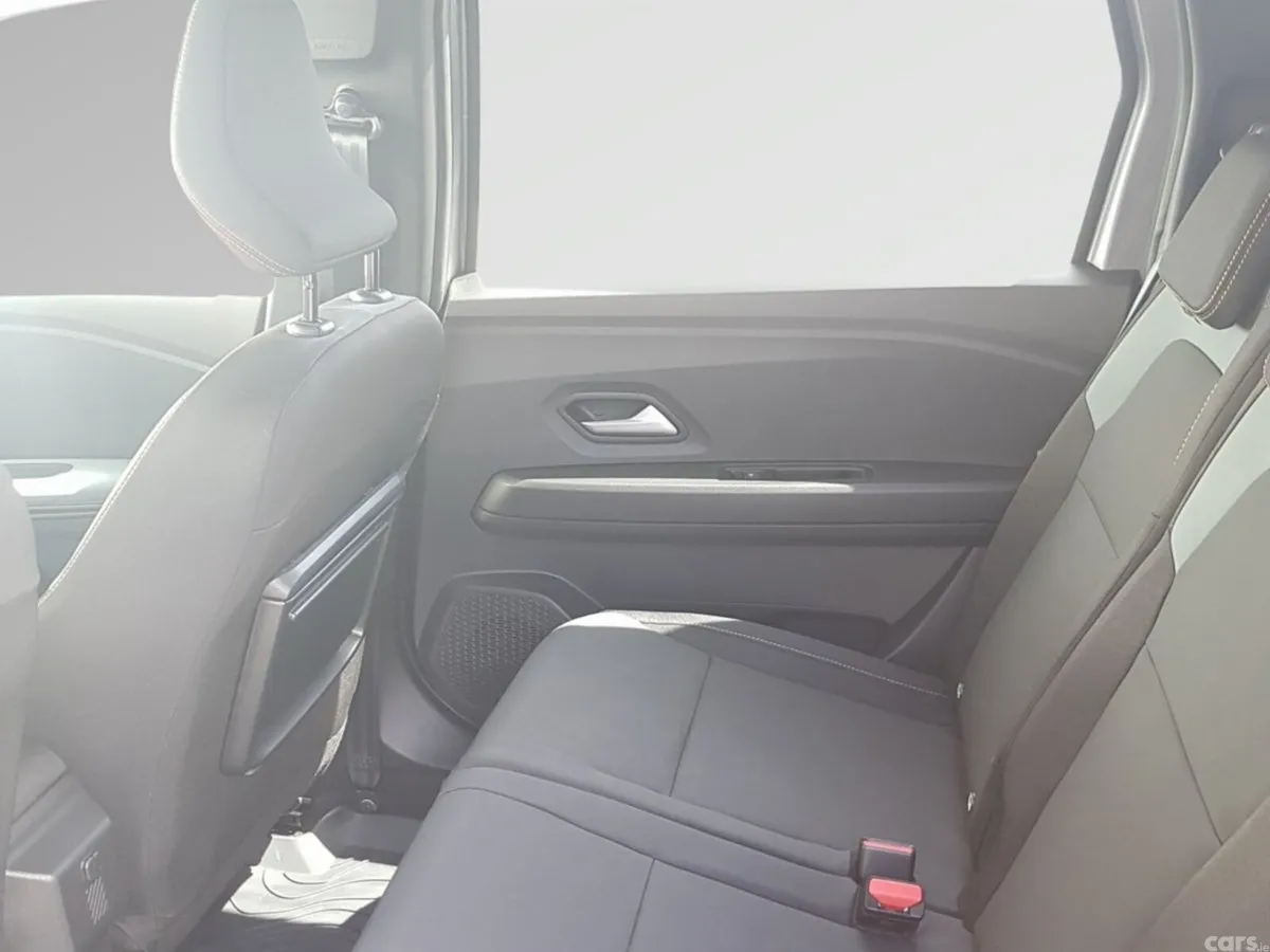 Dacia Jogger MPV, Petrol, 2026, Grey