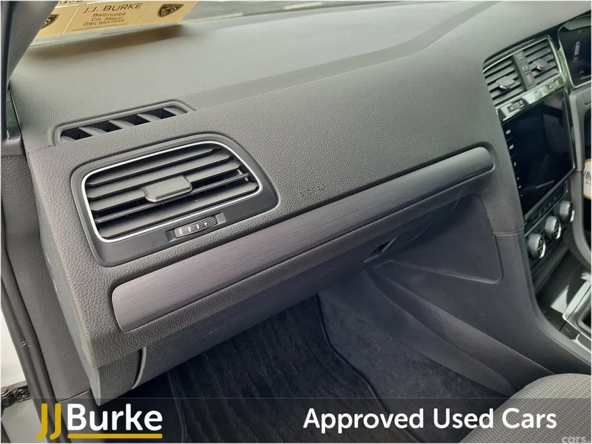 Volkswagen Golf Hatchback, Petrol, 2020, White