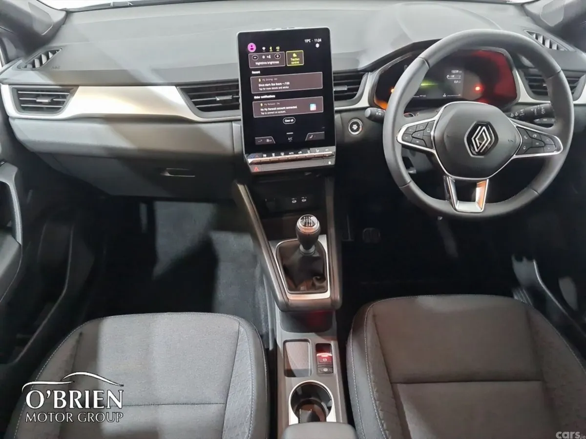 Renault Captur Hatchback, Petrol, 2025, Grey