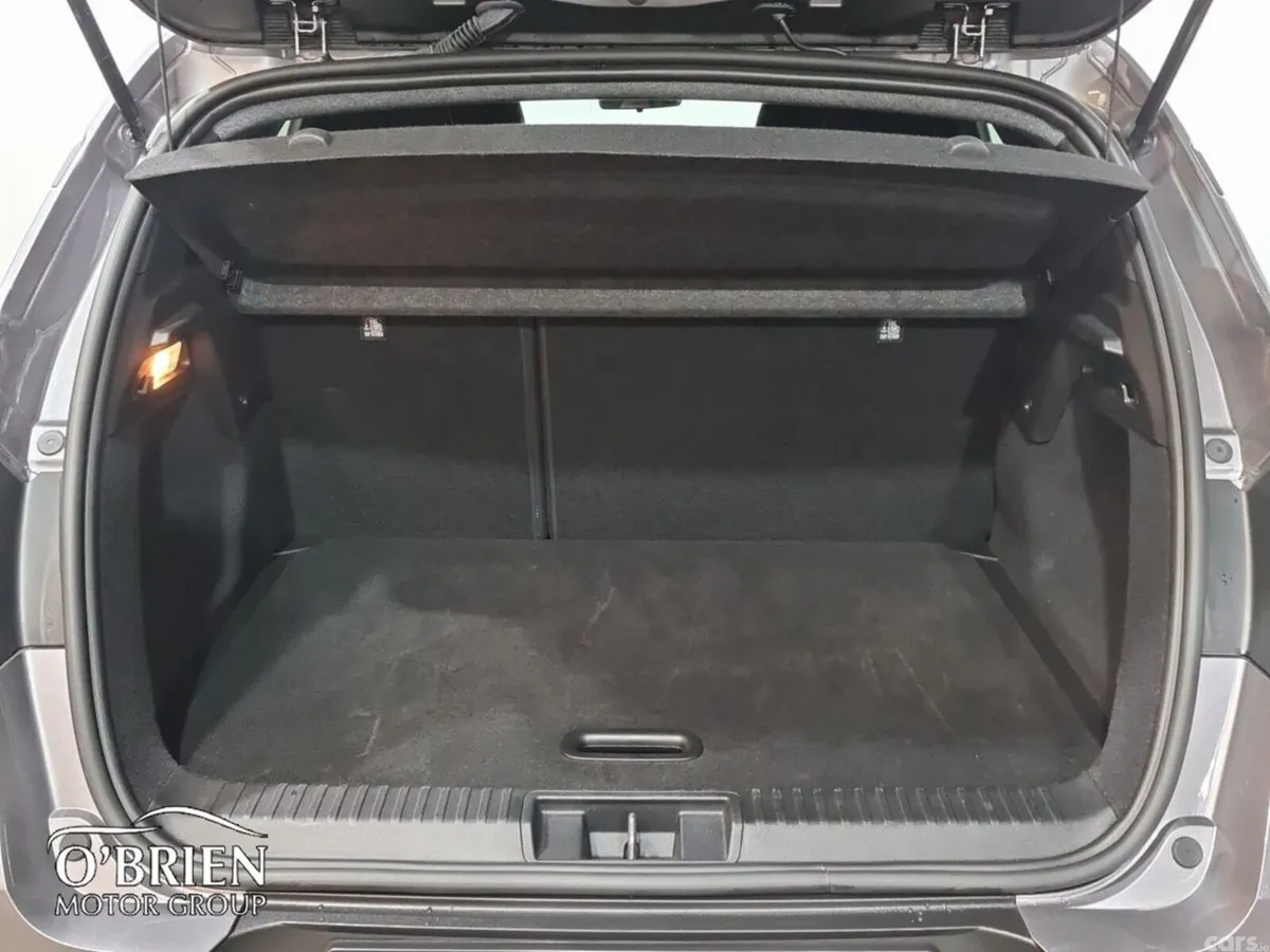 Renault Captur Hatchback, Petrol, 2025, Grey