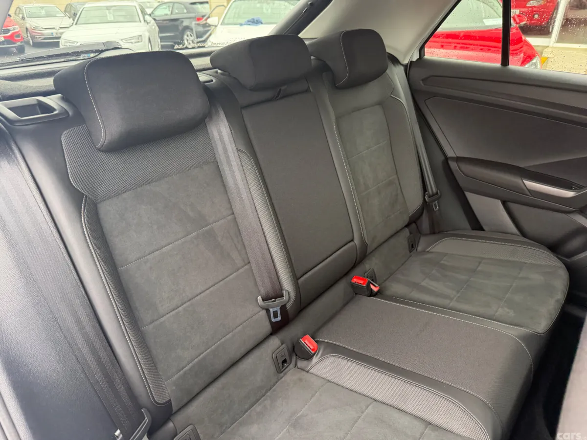 Volkswagen T-Roc SUV, Petrol, 2024, White