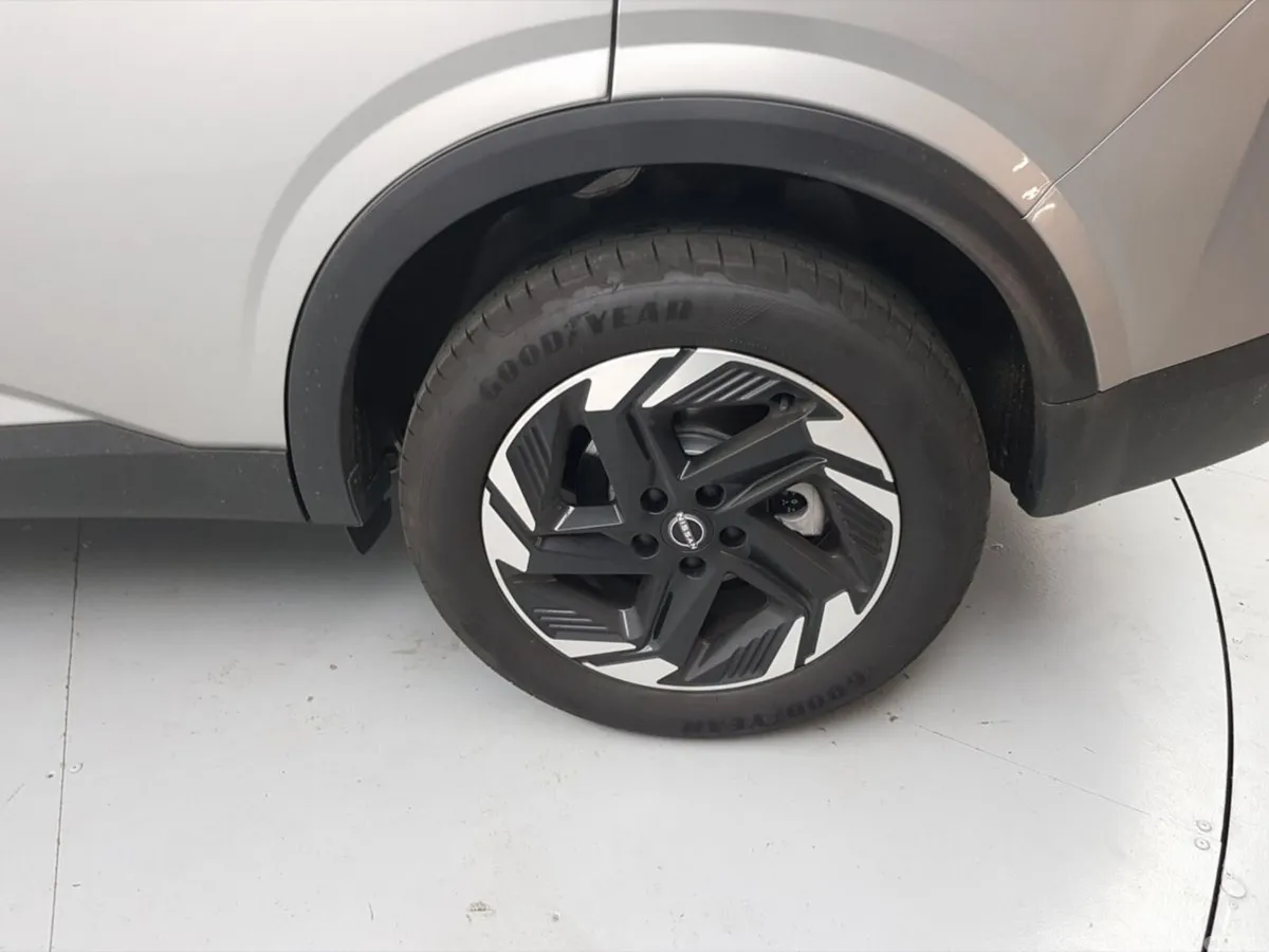 Nissan Qashqai MPV, Petrol Hybrid, 2026, Grey