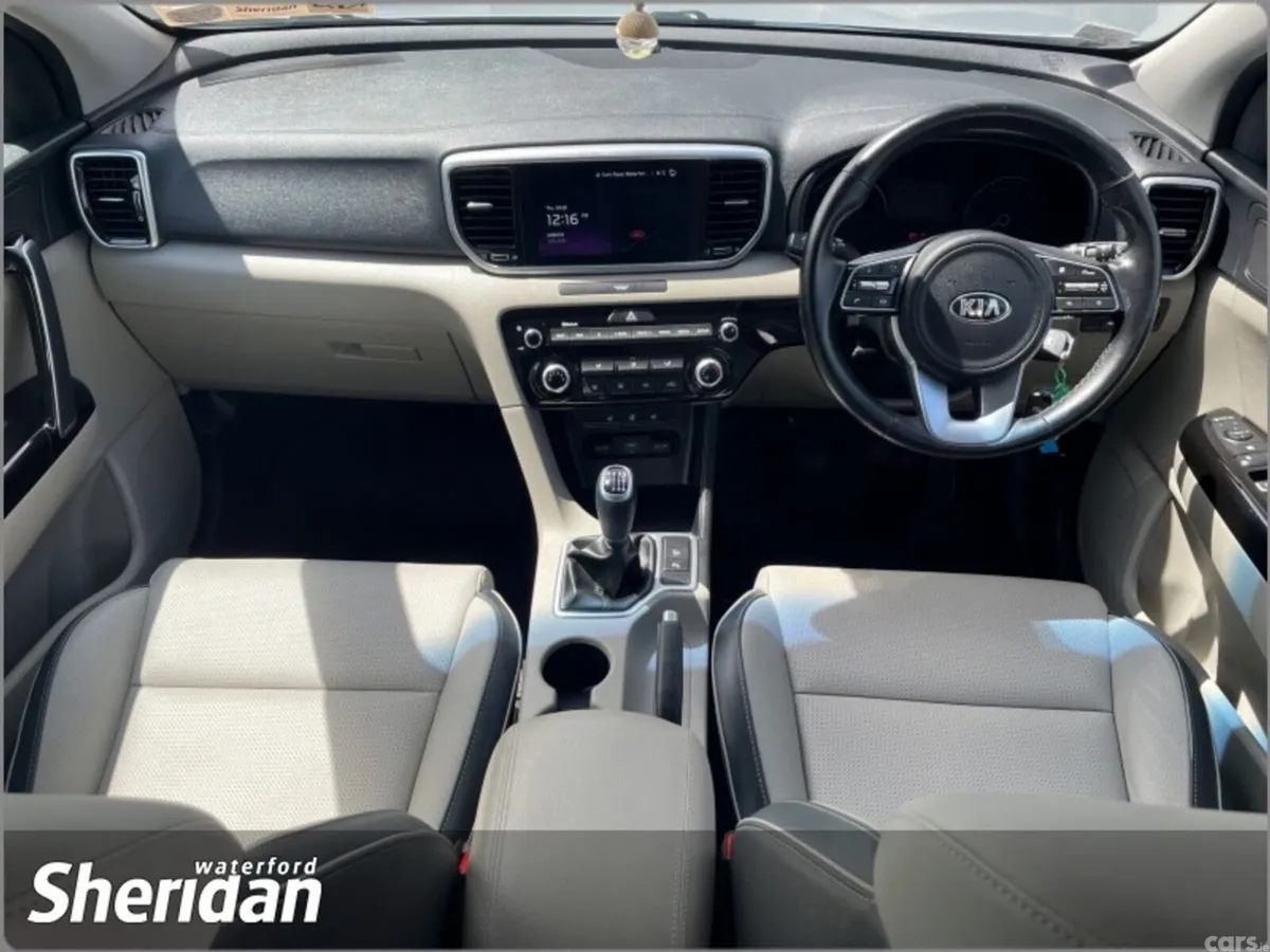 Kia Sportage SUV, Diesel Hybrid, 2021, Grey