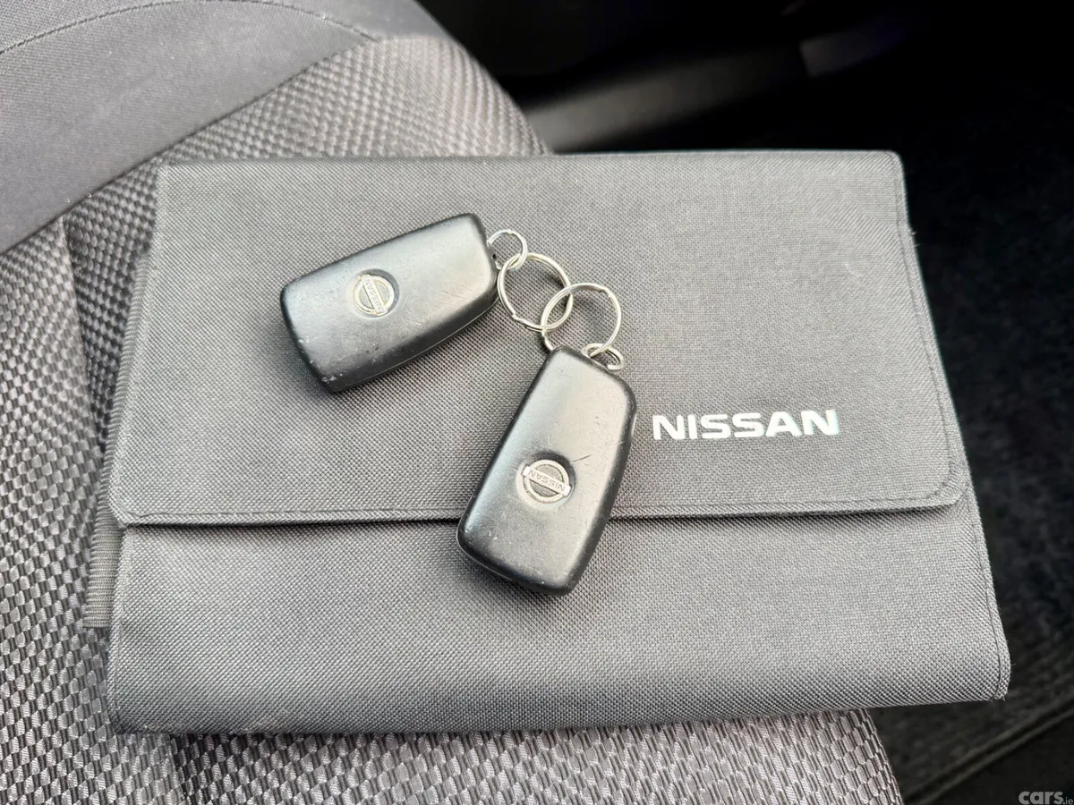 Nissan Qashqai Hatchback, Diesel, 2015, Red