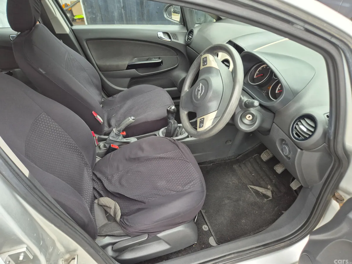 Opel Corsa Hatchback, Petrol, 2008, Silver
