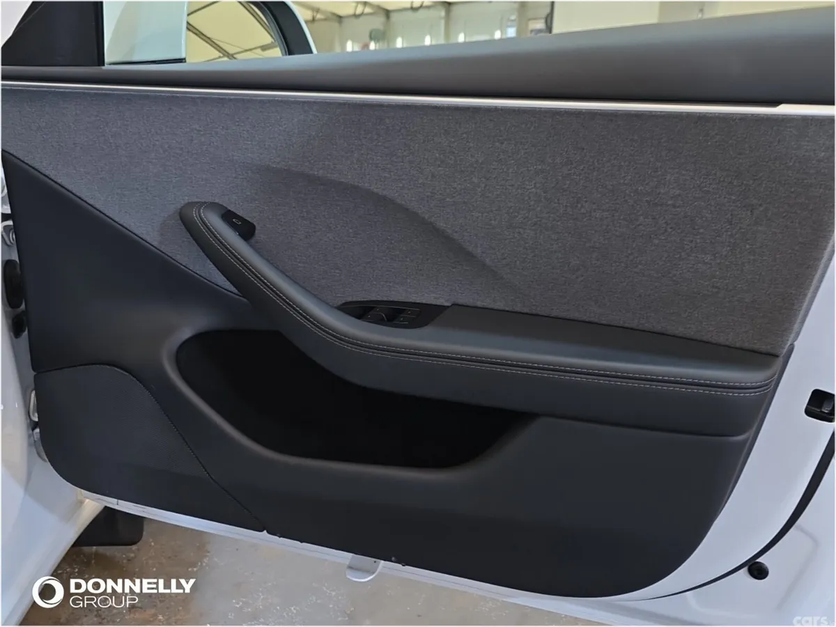 Tesla Model 3 Saloon, Electric, 2024, White