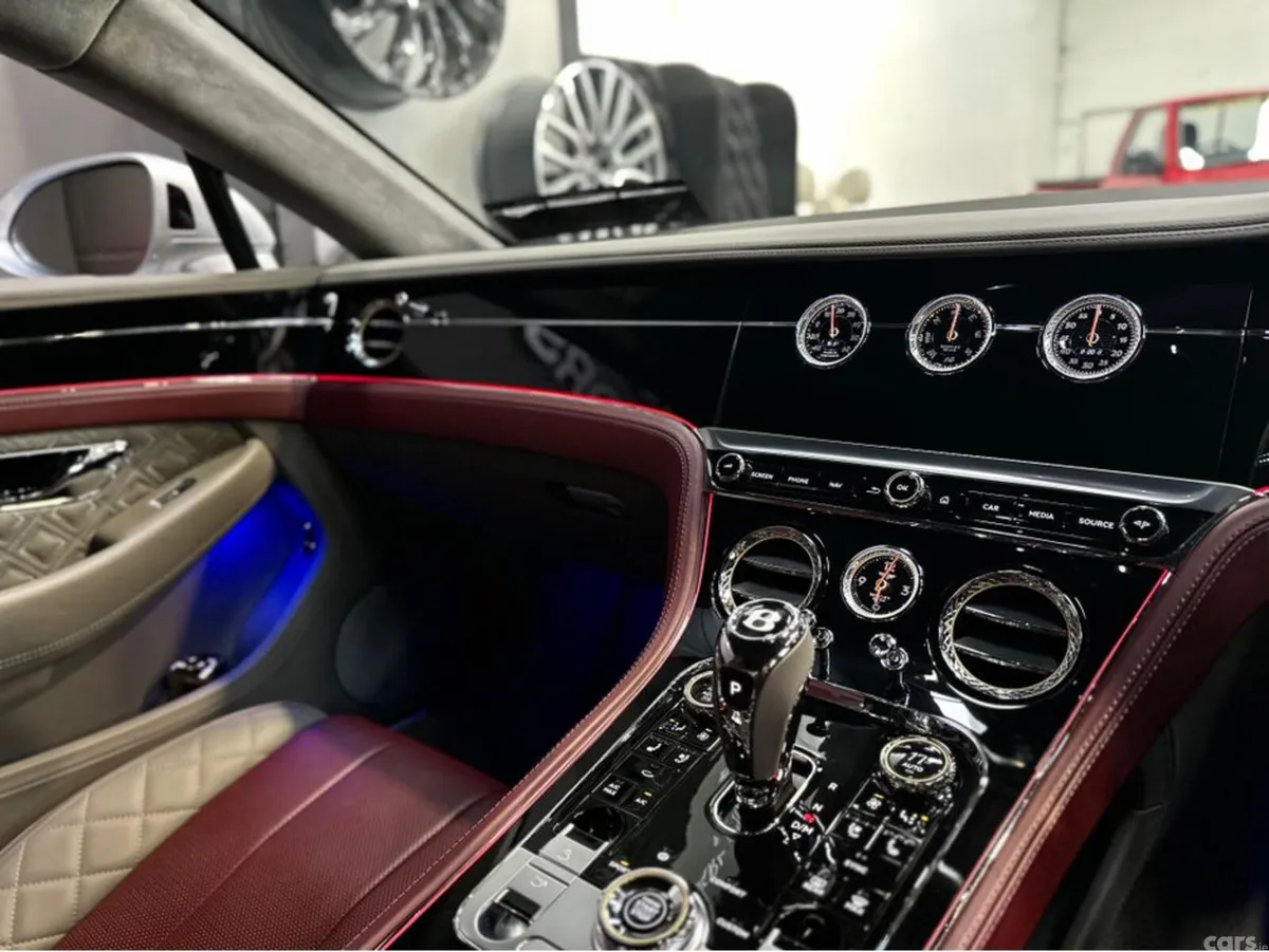 Bentley Continental Coupe, Petrol, 2022, Grey