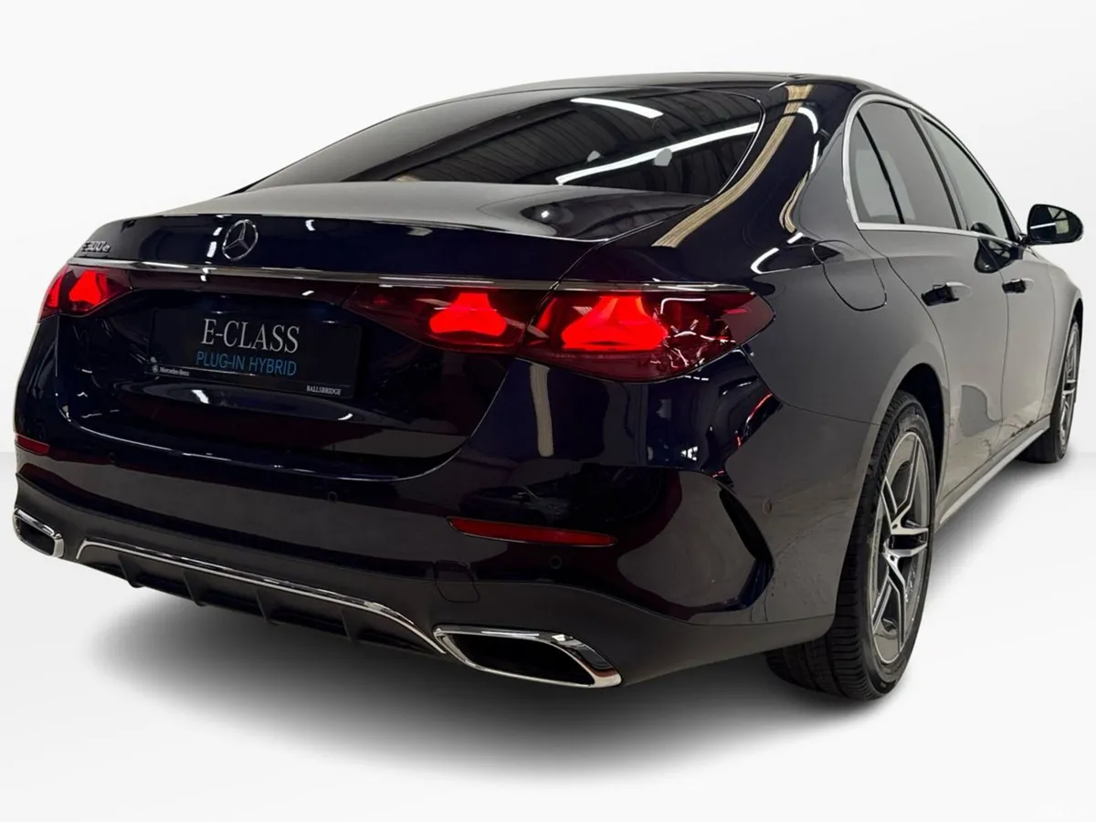 Mercedes-Benz E-Class Saloon, Petrol Plug-in Hybrid, 2026, Blue
