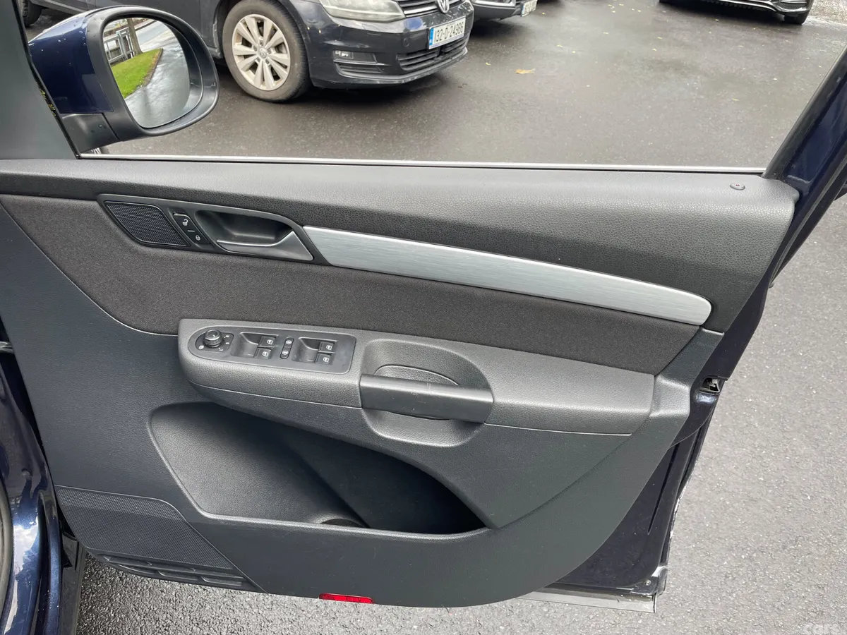 Volkswagen Sharan MPV, Diesel, 2016, Blue