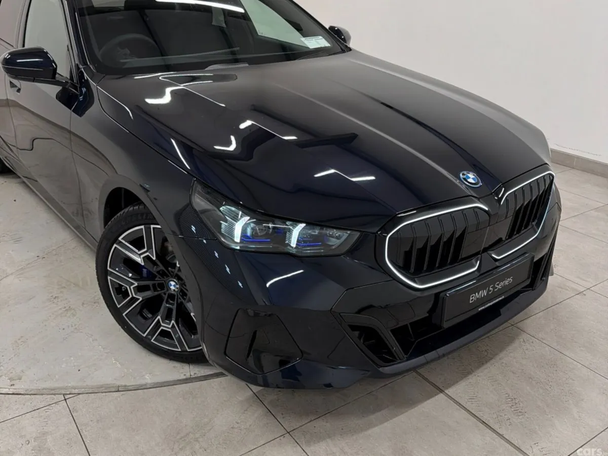 BMW 5-Series Saloon, Petrol Plug-in Hybrid, 2026, Black