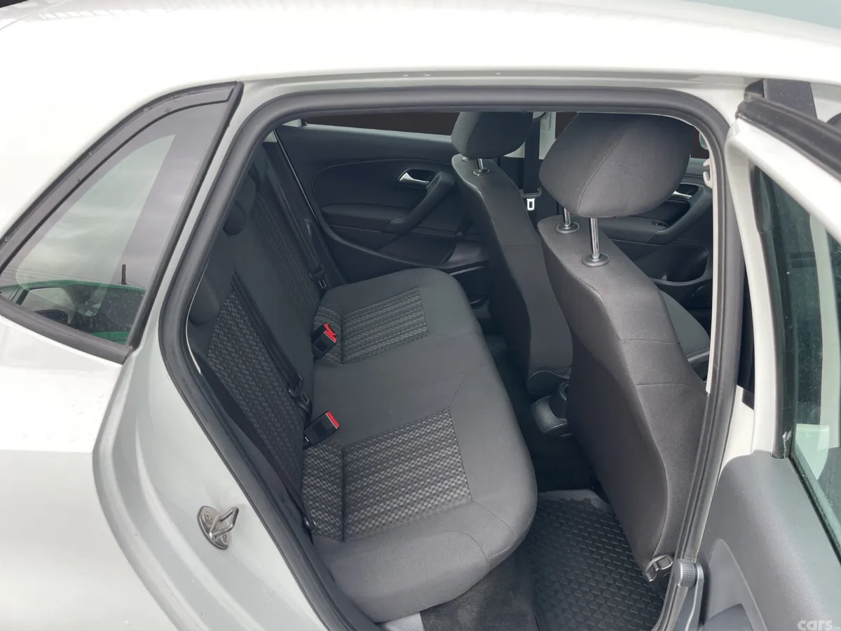 Volkswagen Polo Hatchback, Petrol, 2017, White