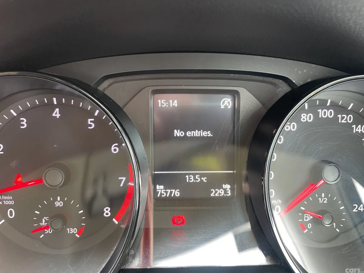 Volkswagen Polo Hatchback, Petrol, 2017, White