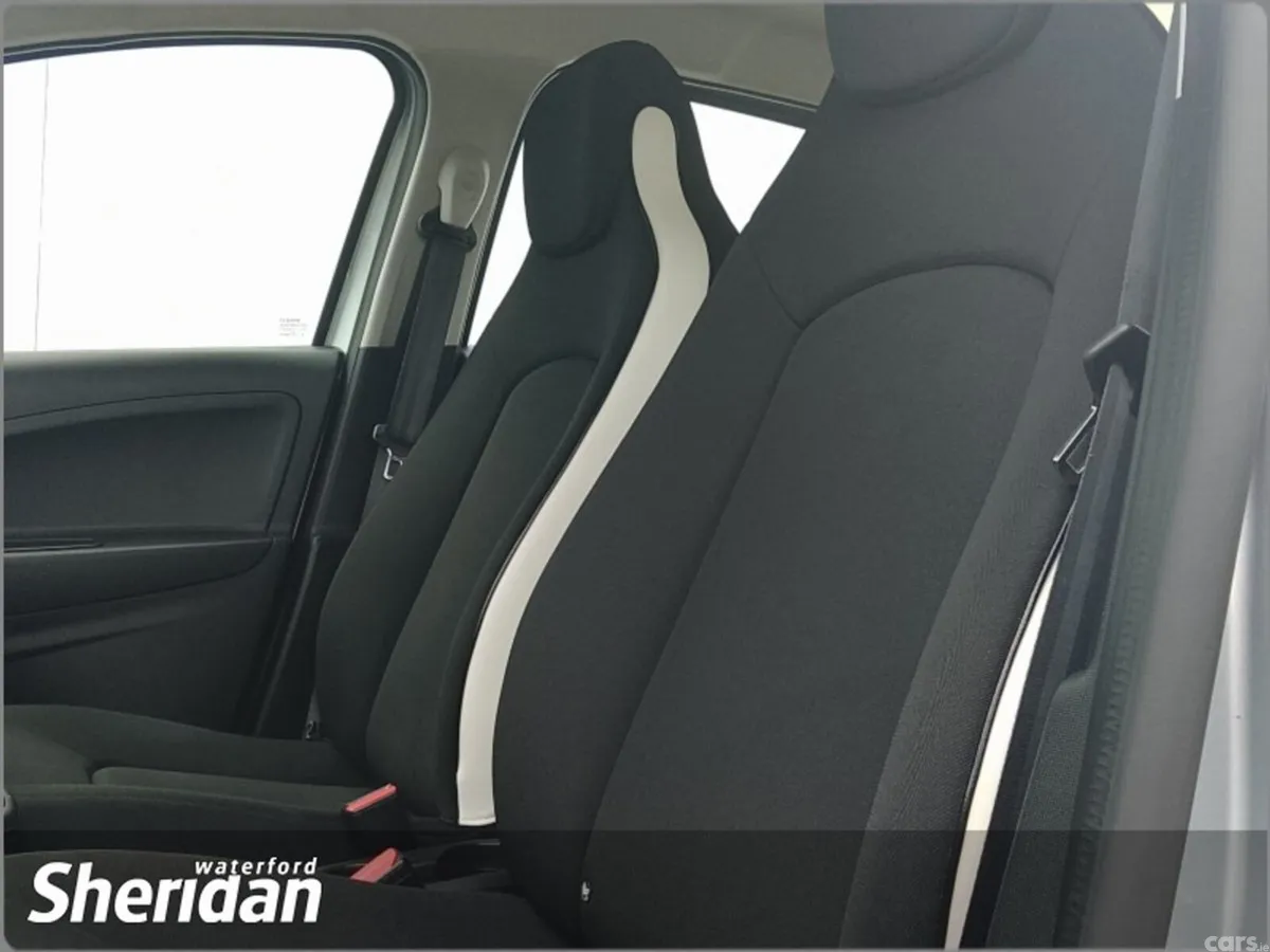 Renault Zoe Hatchback, Electric, 2021, Grey