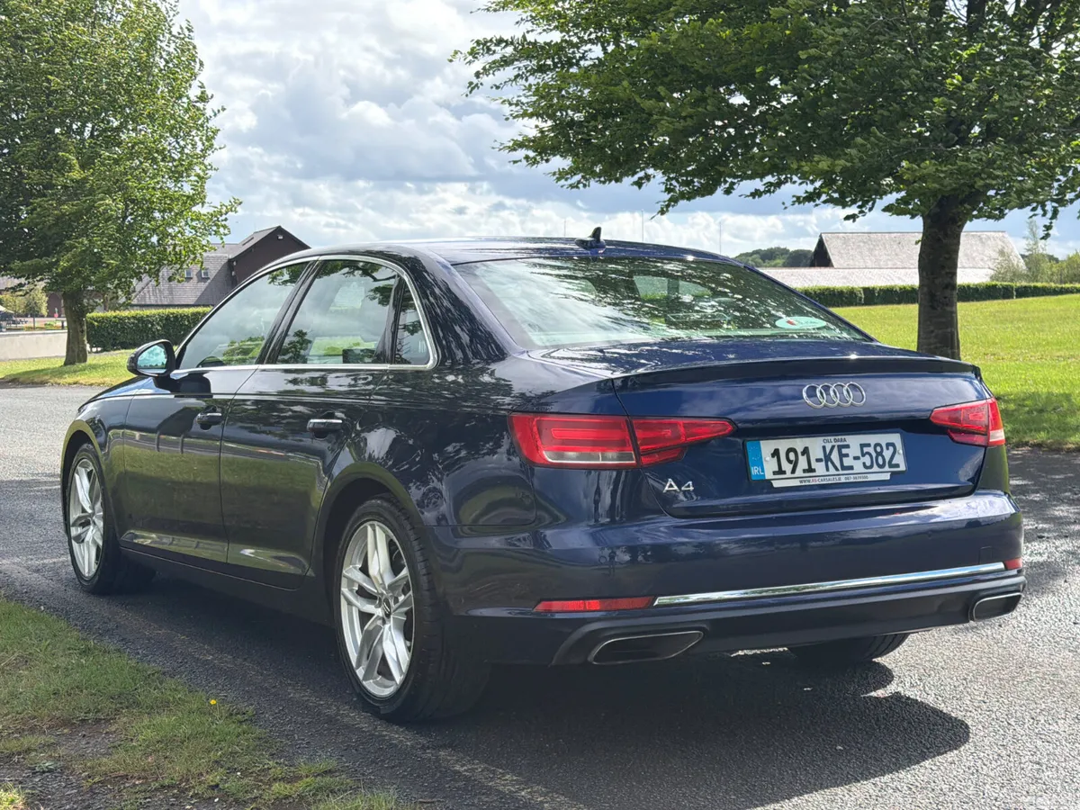 Audi A4 Saloon, Diesel, 2019, Blue