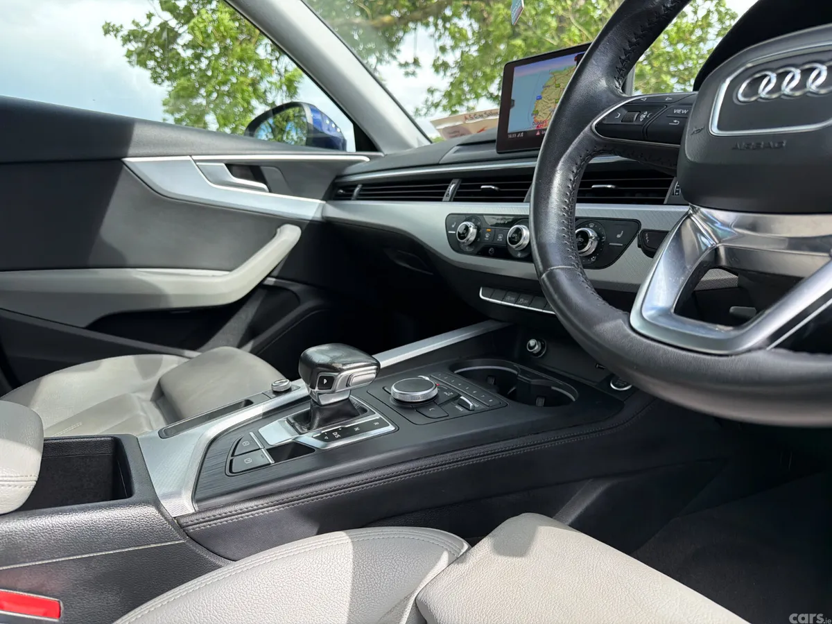 Audi A4 Saloon, Diesel, 2019, Blue