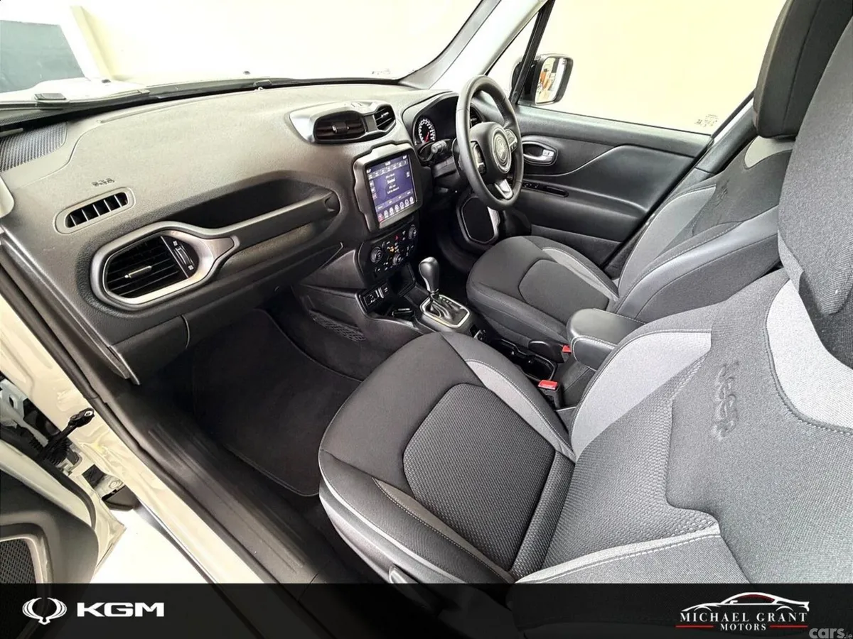 Jeep Renegade SUV, Petrol Hybrid, 2024, White