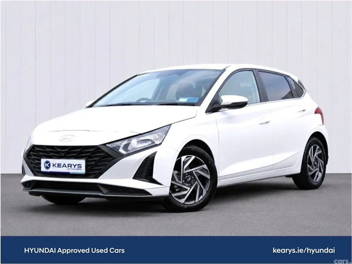 Hyundai i20 Hatchback, Petrol, 2026, White
