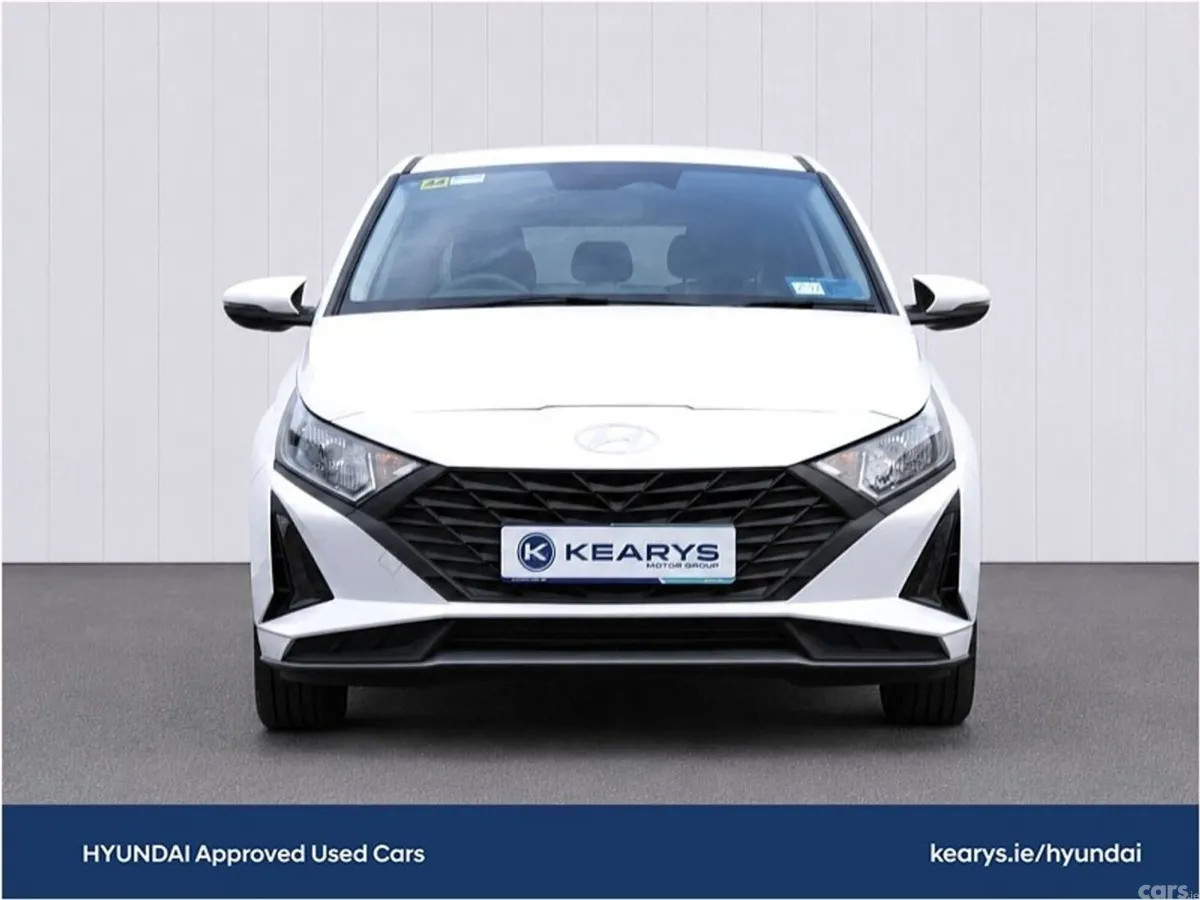 Hyundai i20 Hatchback, Petrol, 2026, White