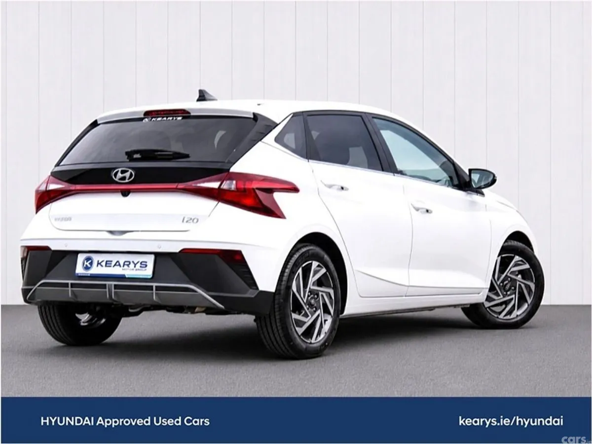 Hyundai i20 Hatchback, Petrol, 2026, White