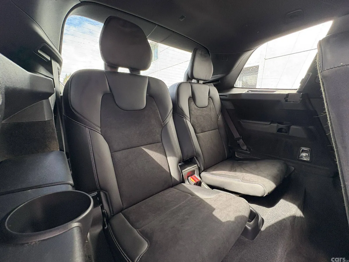 Volvo XC90 SUV, Petrol Hybrid, 2021, Grey
