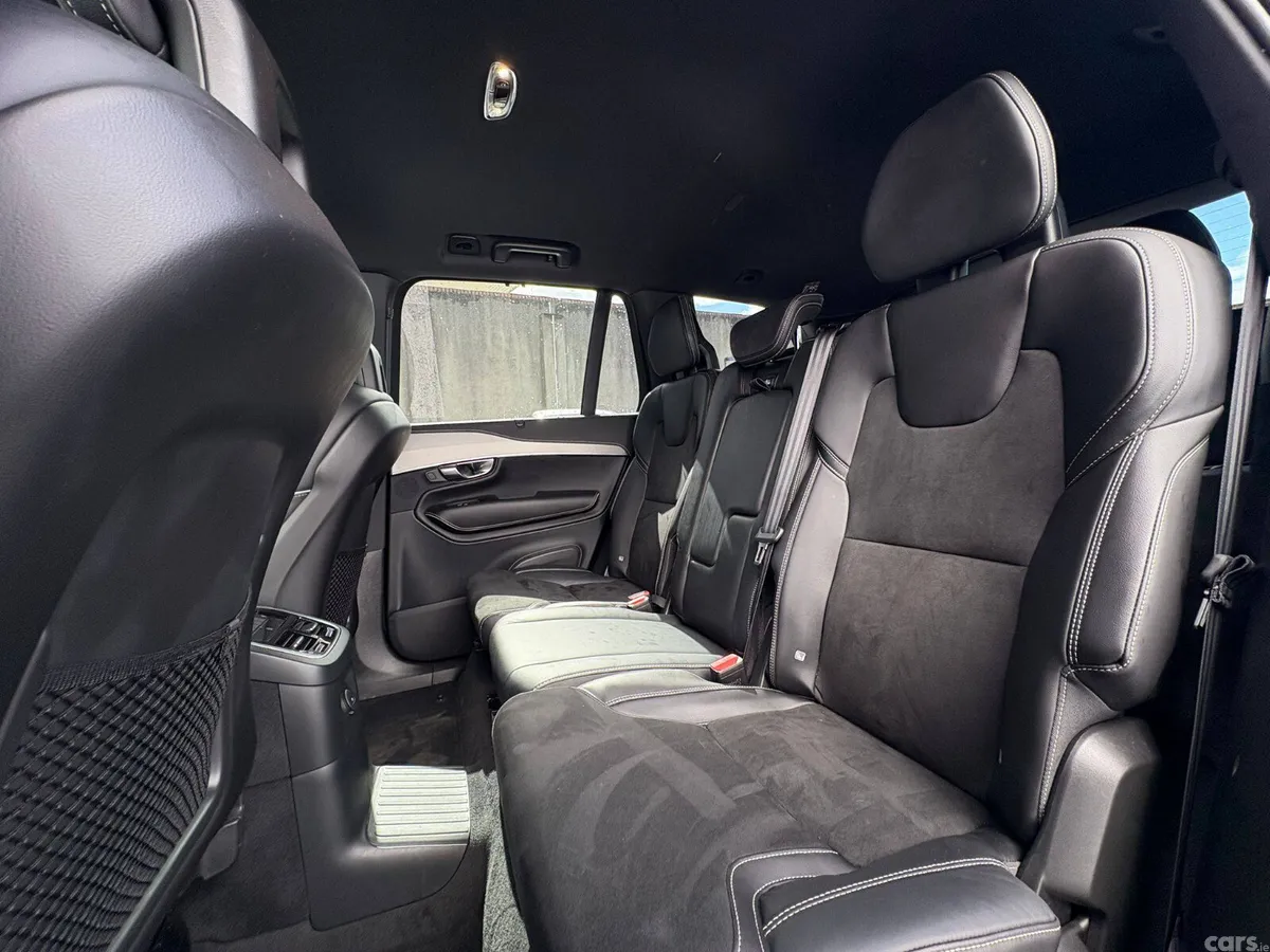 Volvo XC90 SUV, Petrol Hybrid, 2021, Grey