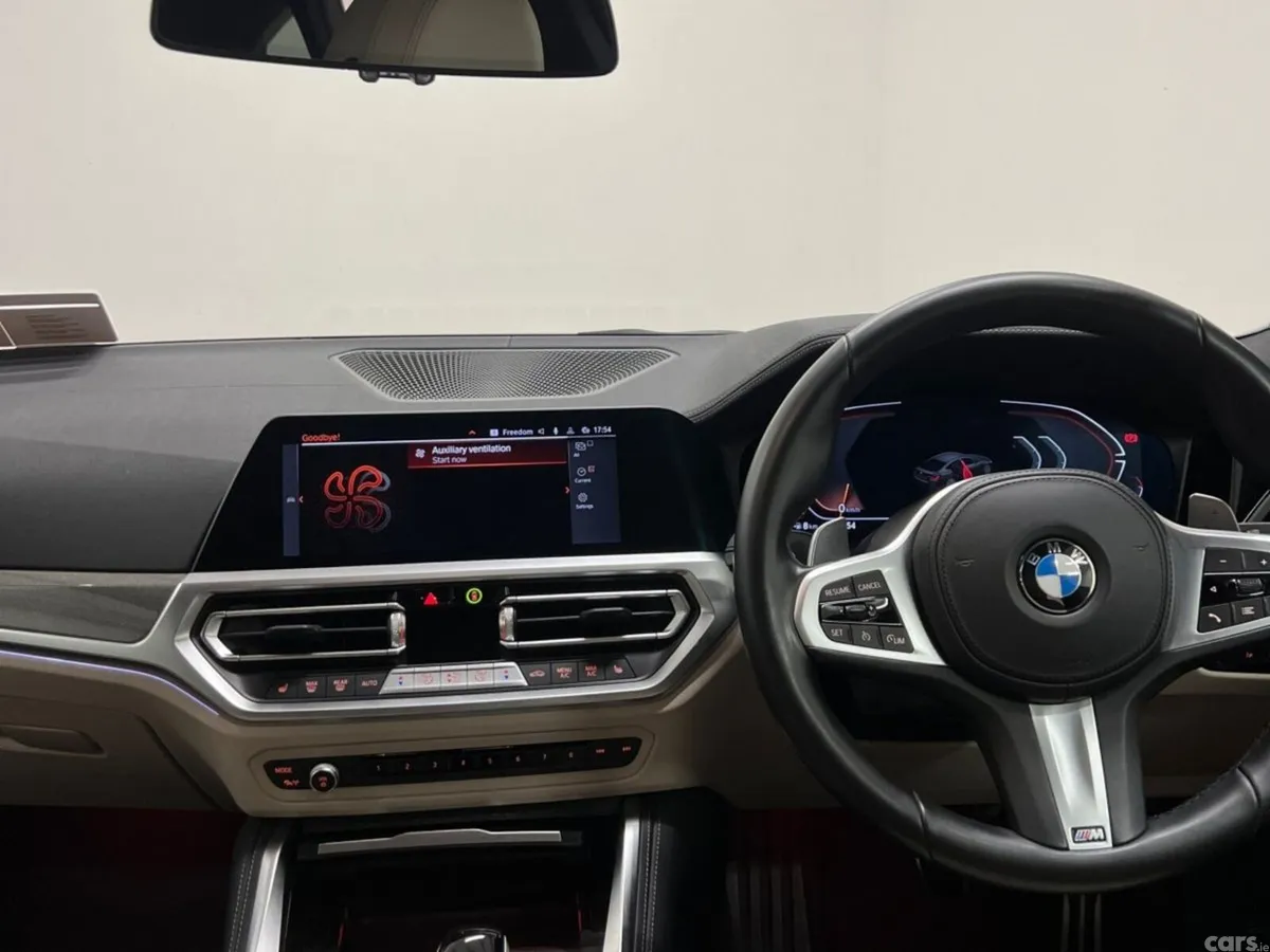 BMW 4-Series Coupe, Diesel, 2022, Red