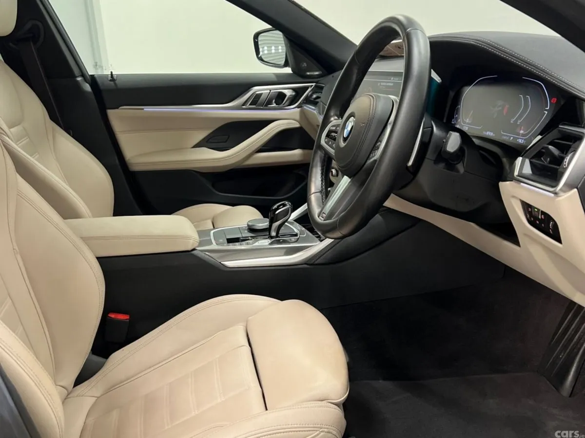 BMW 4-Series Coupe, Diesel, 2022, Red