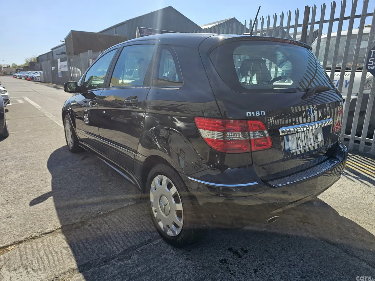 Mercedes-Benz B-Class MPV, Diesel, 2012, Black