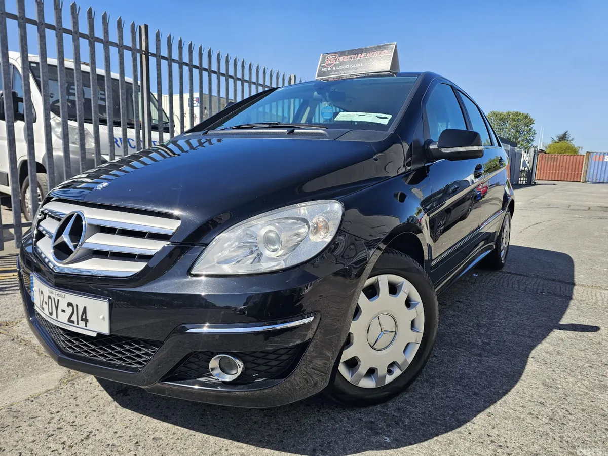 Mercedes-Benz B-Class MPV, Diesel, 2012, Black