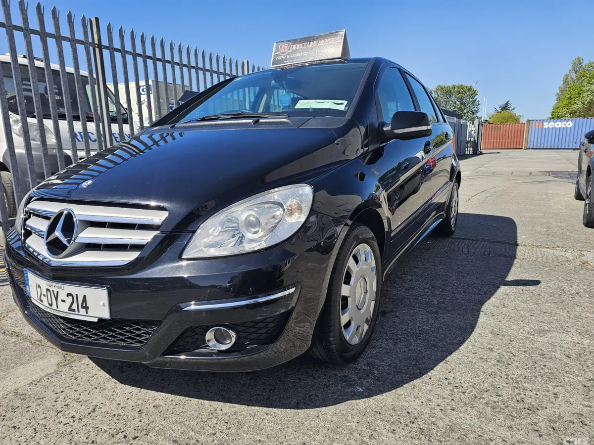 Mercedes-Benz B-Class MPV, Diesel, 2012, Black