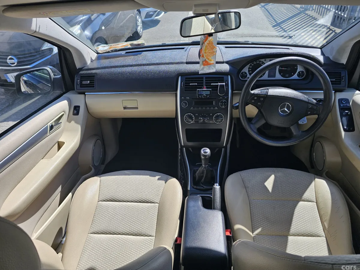 Mercedes-Benz B-Class MPV, Diesel, 2012, Black