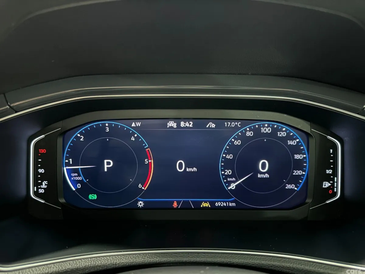 Volkswagen T-Roc SUV, Diesel, 2021, White