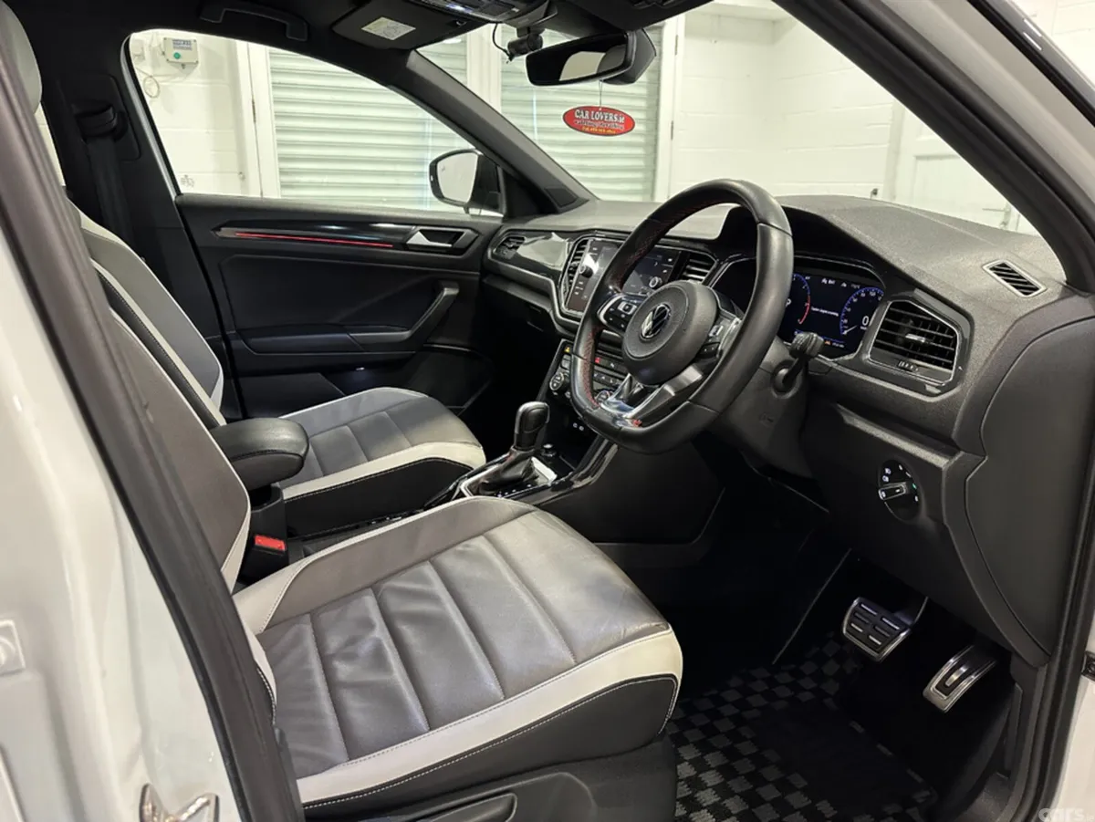 Volkswagen T-Roc SUV, Diesel, 2021, White