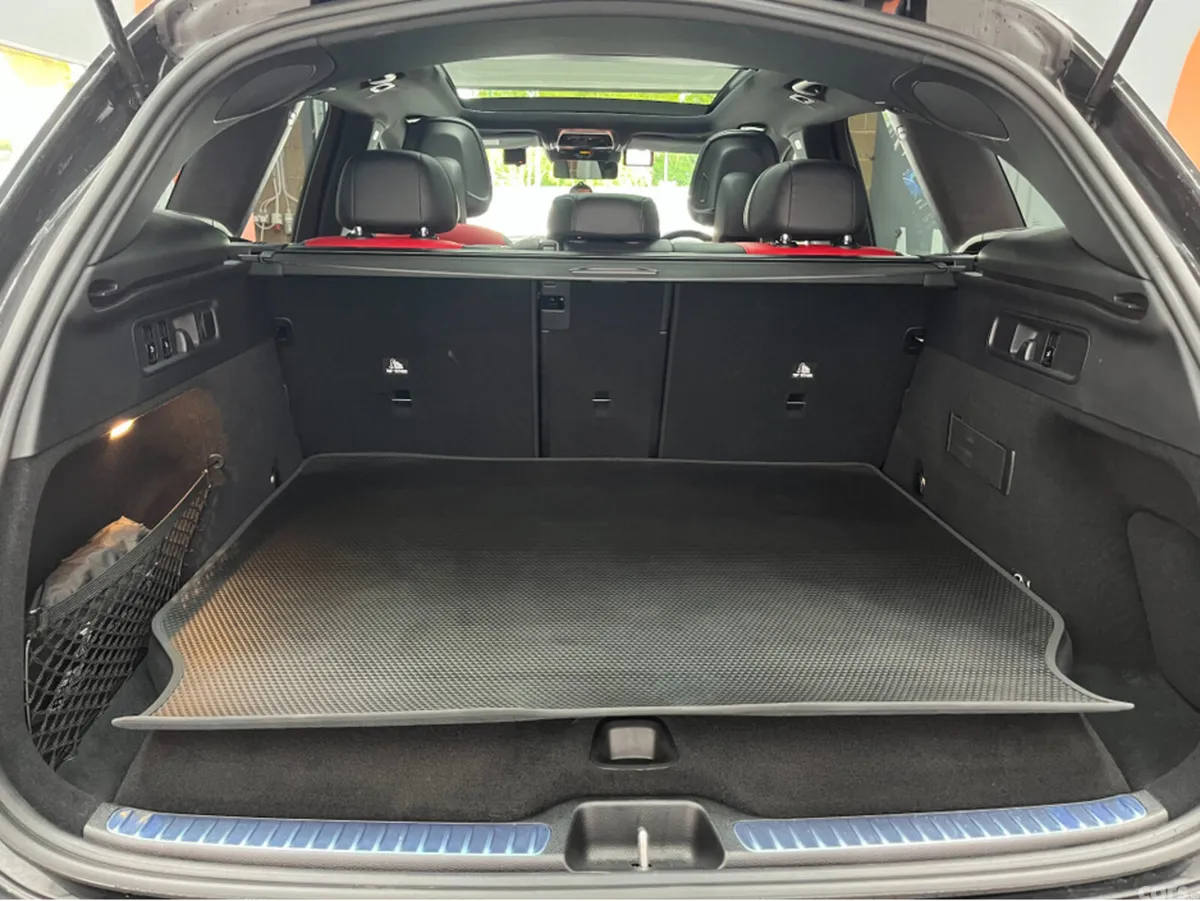 Mercedes-Benz GLC SUV, Petrol Plug-in Hybrid, 2023, Black